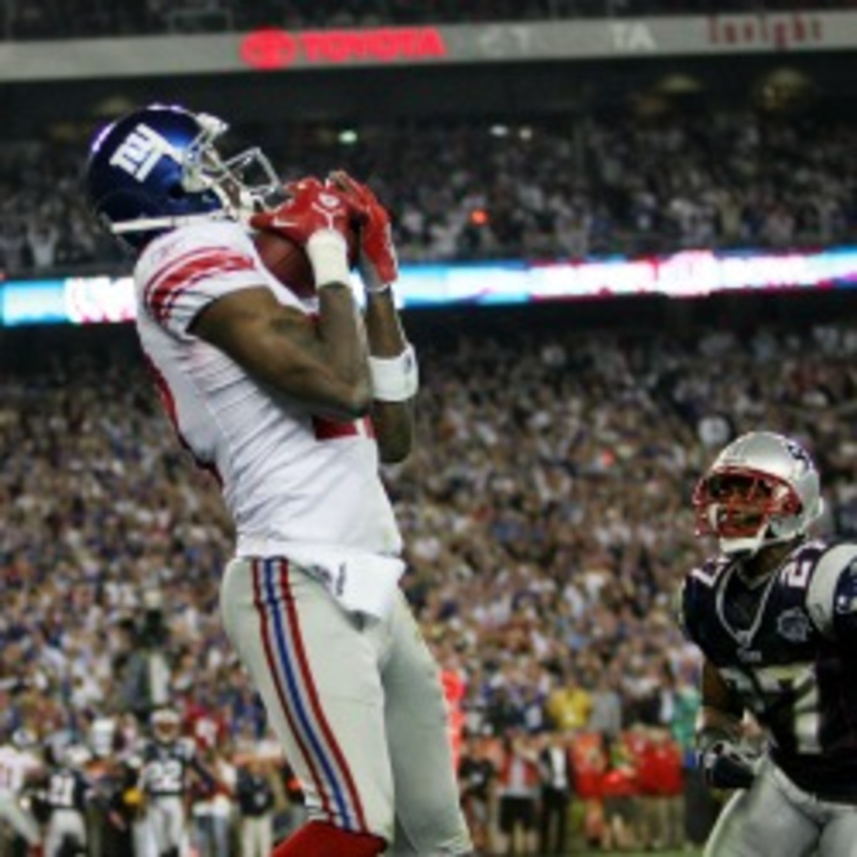 Giants coach Tom Coughlin believes he should have another Super Bowl ring if the Plaxico Burress shooting didn't happen. (Streeter Lecka/Getty Images)
